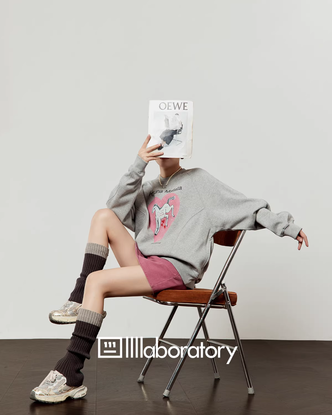 Horse Print Sweatshirt / Pink Mini Skirt LLA0639