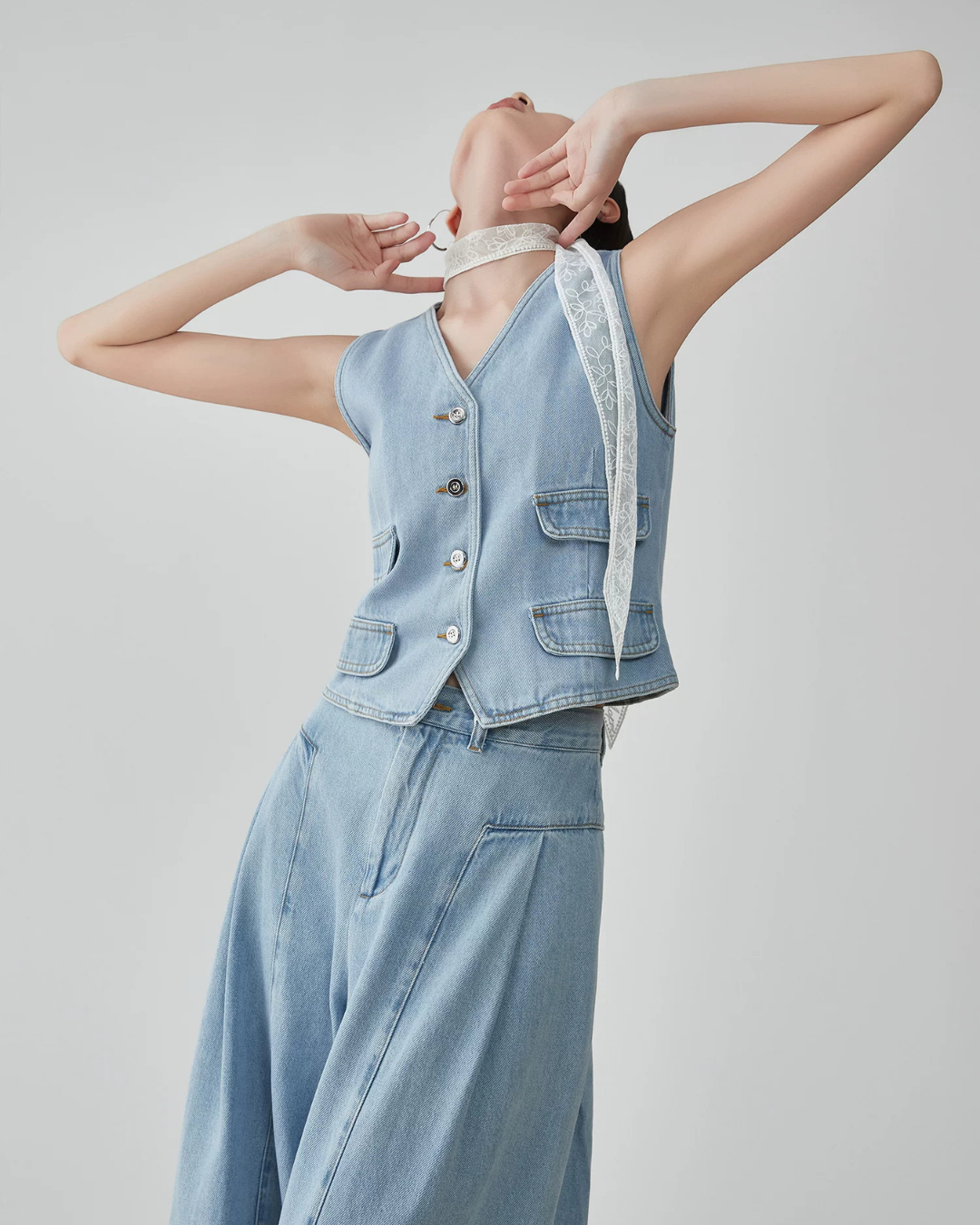 Denim V-neck Vest / Denim Wide Relaxed Pants FER0269
