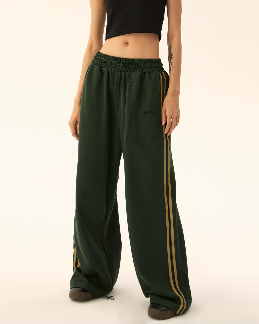 Sideline Sweatpants EZK0025