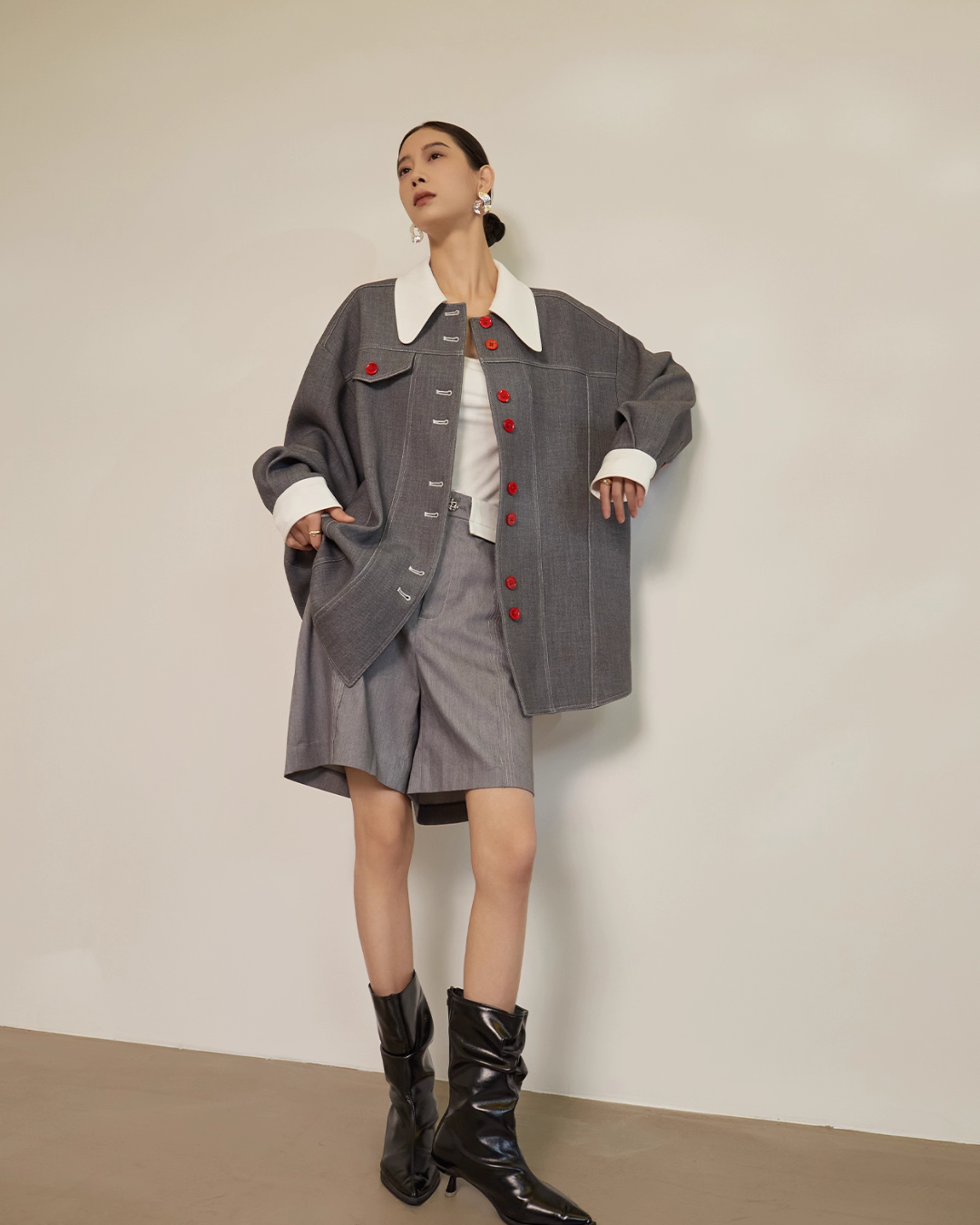 Red Button Patchwork Jacket / Shorts SUY0014