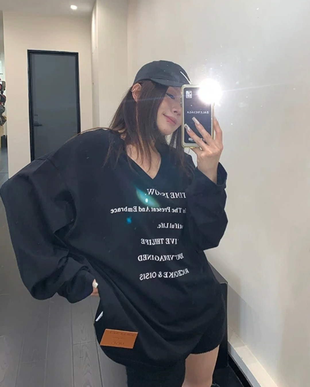 V-Neck Print Long Sleeve T-Shirt  YLS1044