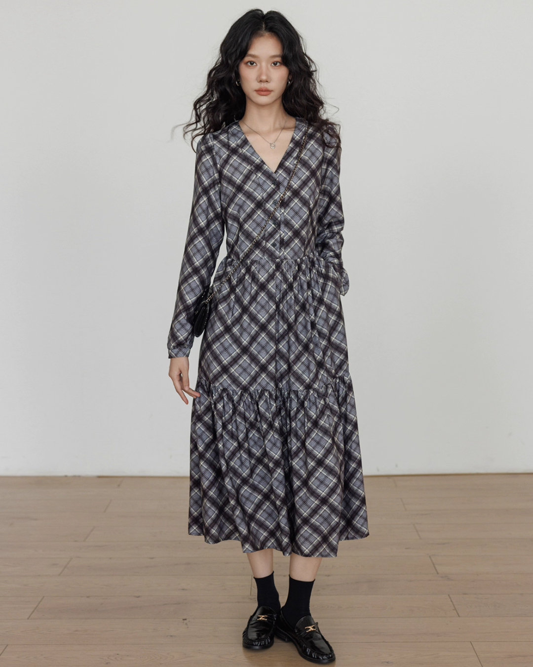 V-Neck Paid Long Dress VAS0161