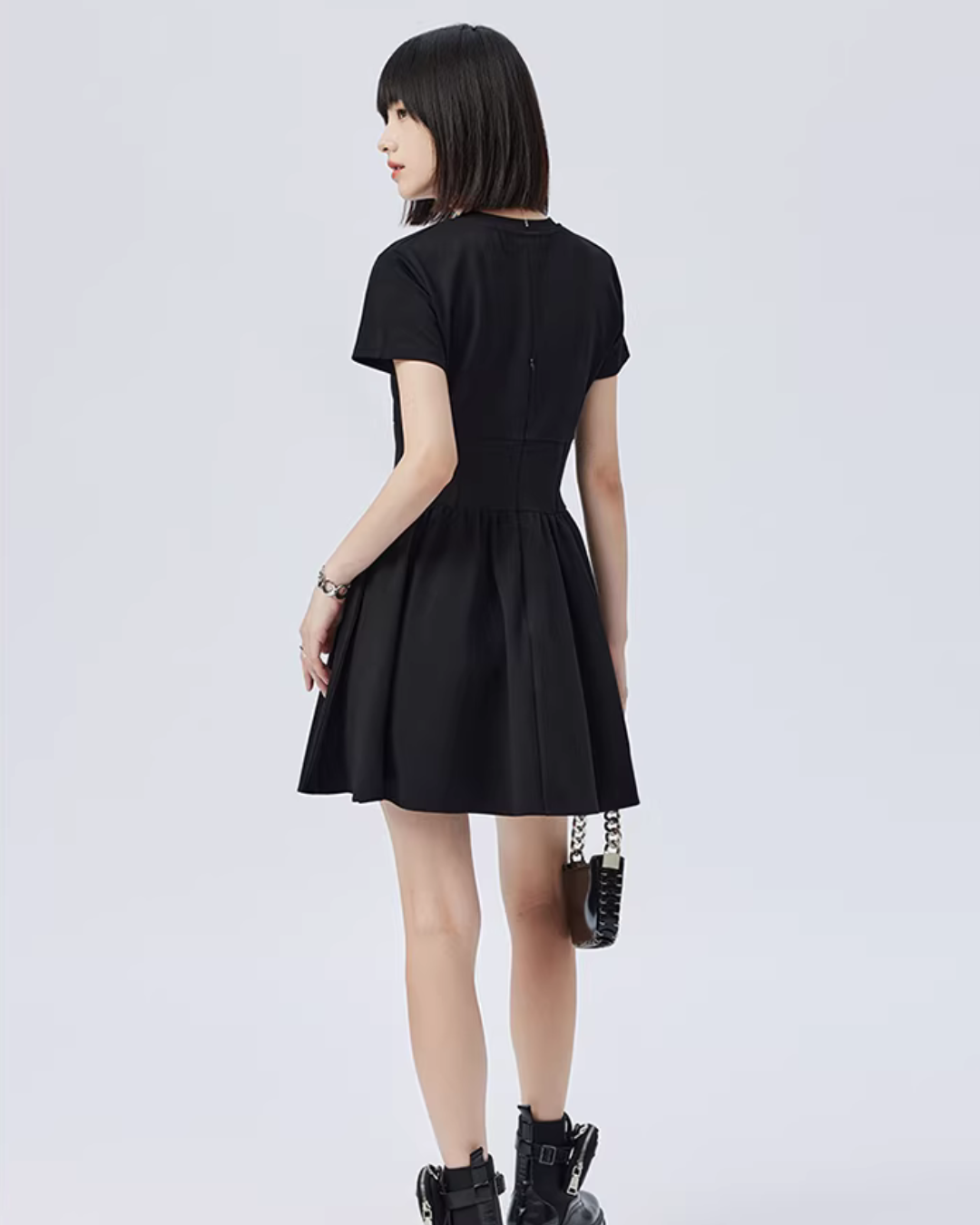 Round Neck Short Sleeve Dress SHN0008