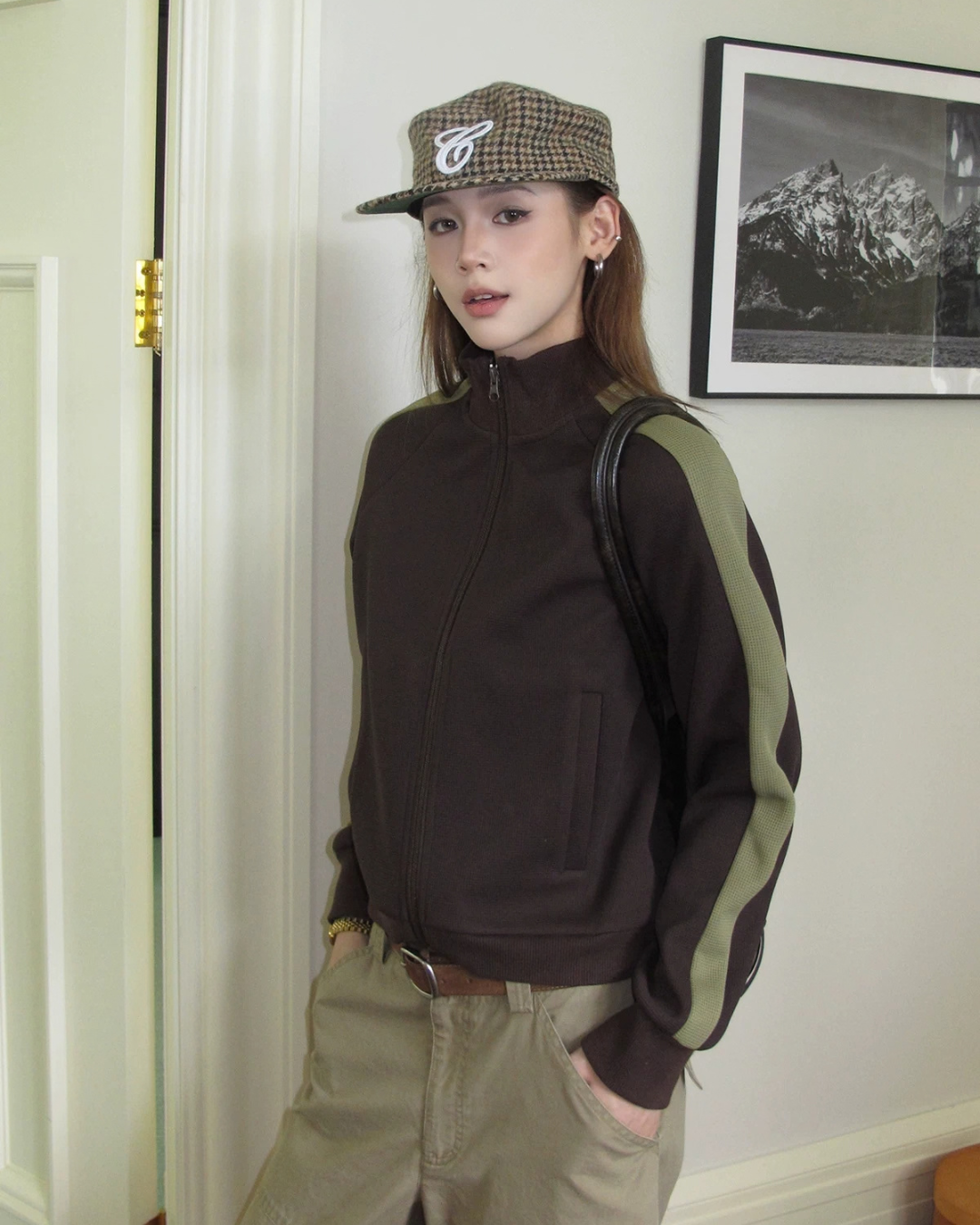 Contrast Sideline Zip Track Jacket WWP0016