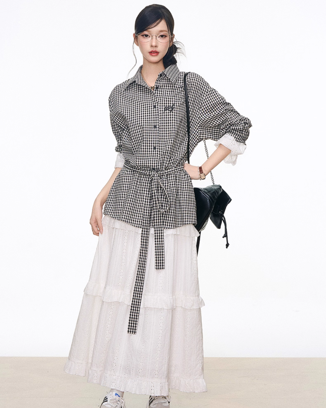 Black Grid Patchwork Lace Shirt / White Hollow Cake Long Skirt WEO0067