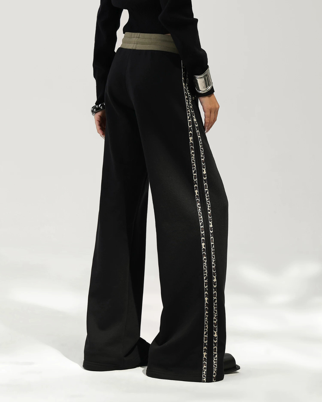 Stud Leopard Sweat Pants ACS0369