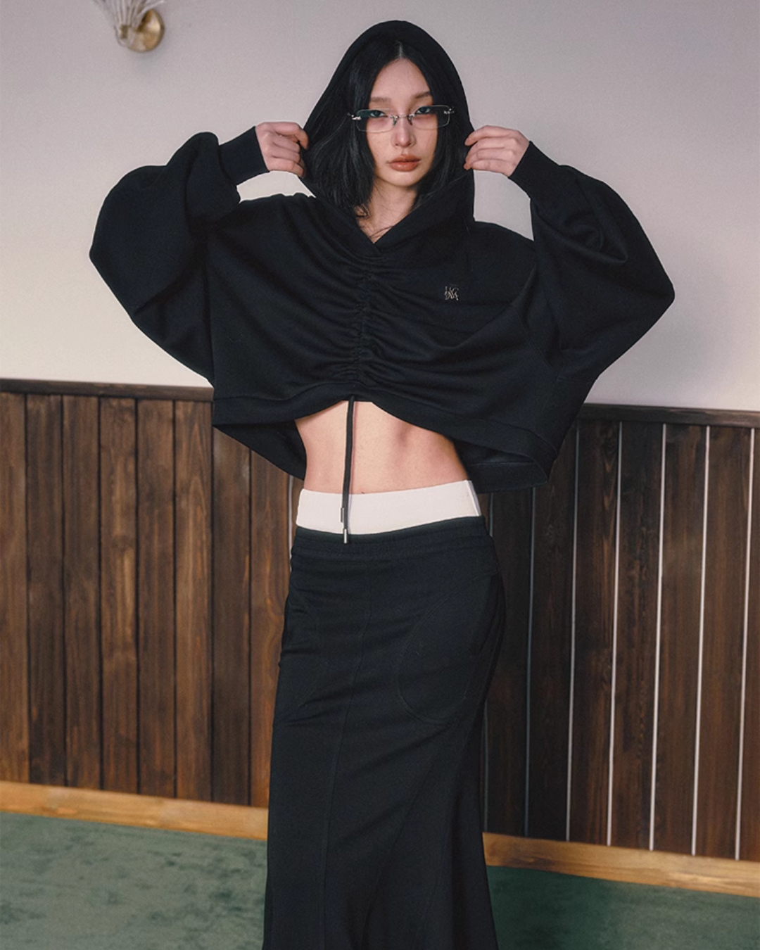 Shearled Cropped Hoodie / Mermaid Long Skirt IMC0037