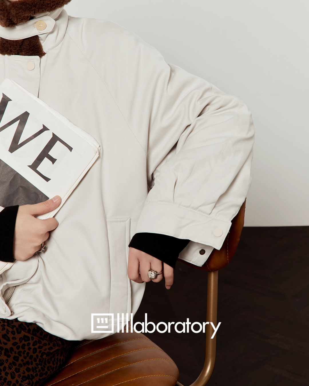 Boa Collar Round Jacket/Leopard Print Mini Skirt LLA0556
