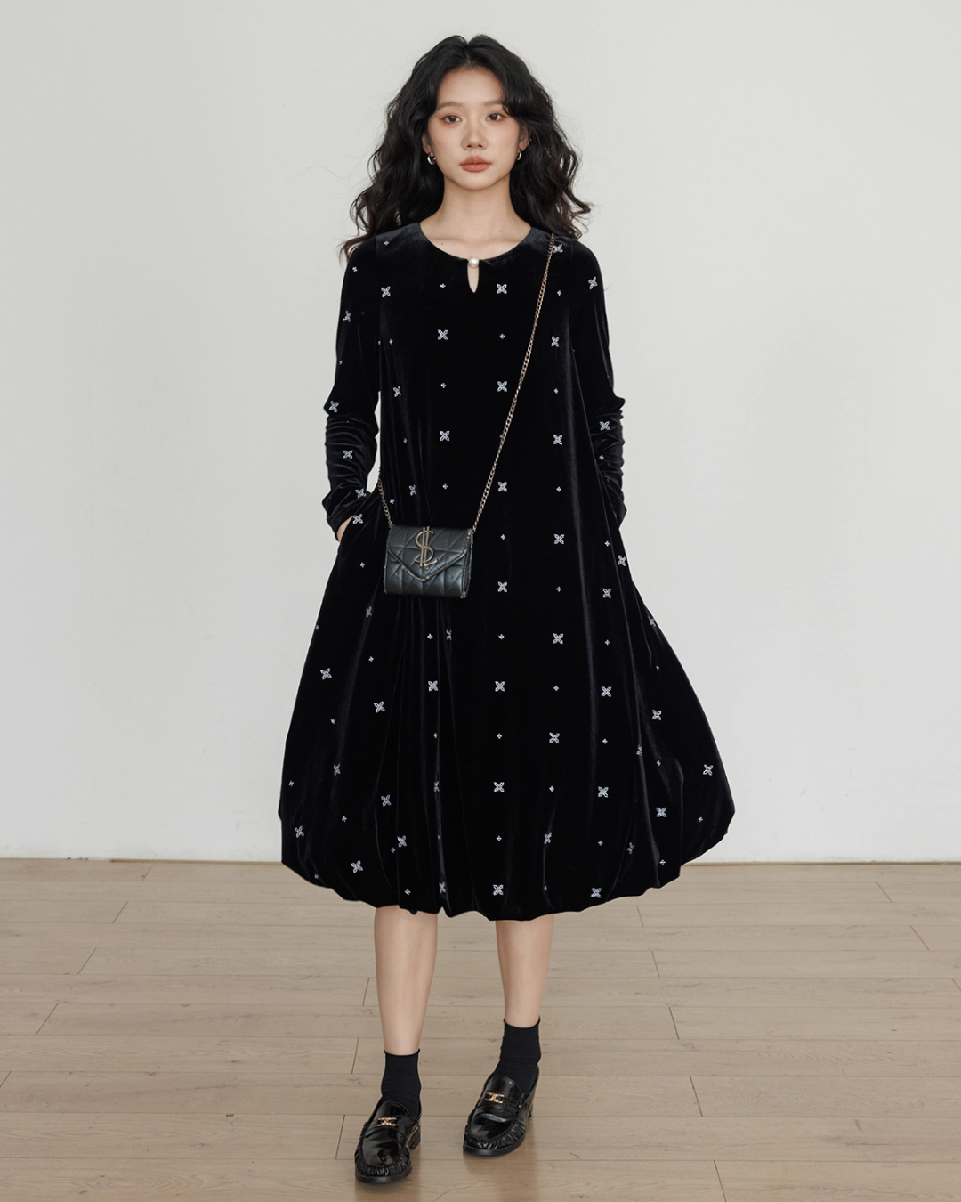 Velvet Vintage Long Sleeve Dress VAS0167