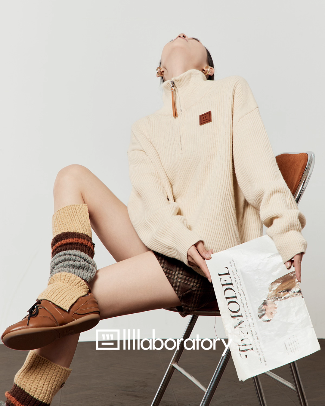 Half-Zip Knit Top / Checkered Skirt / Pleated Skirt LLA0530