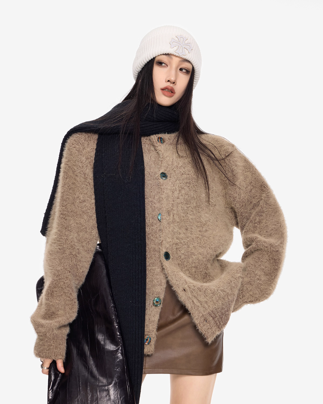 Round Neck Knit Cardigan ICM0101