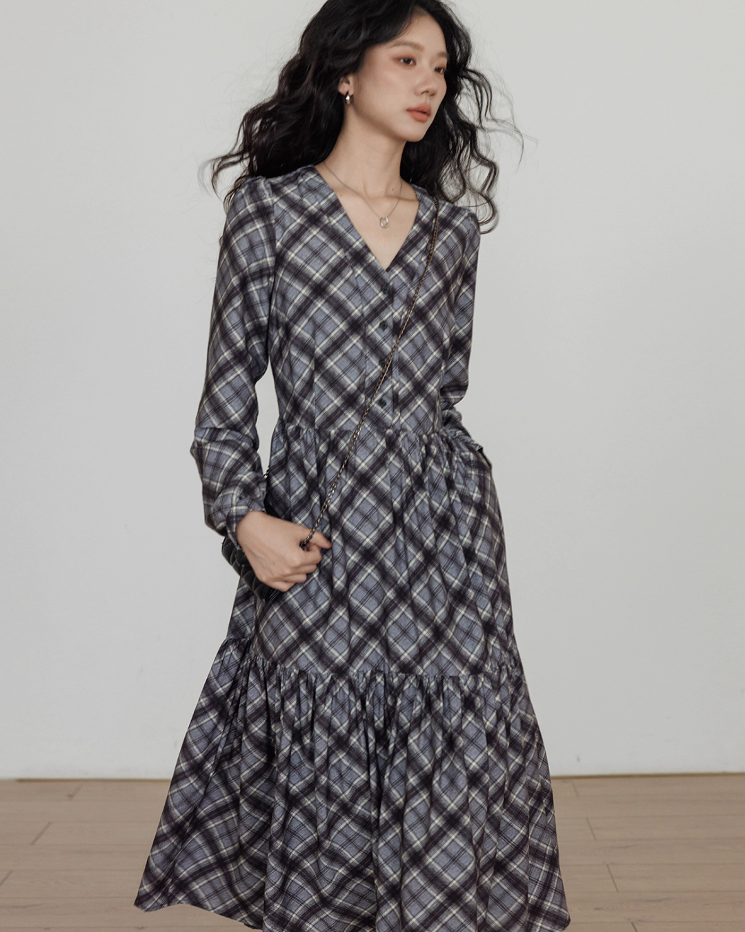 V-Neck Paid Long Dress VAS0161