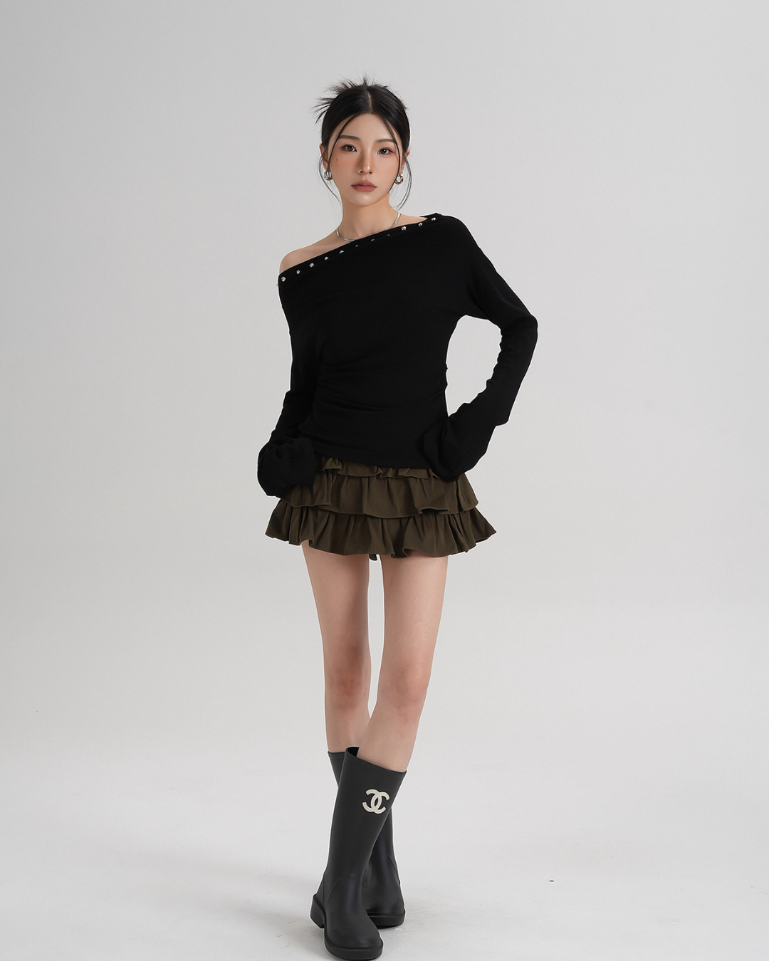 Off-Shoulder Long Sleeve Top SRS0354