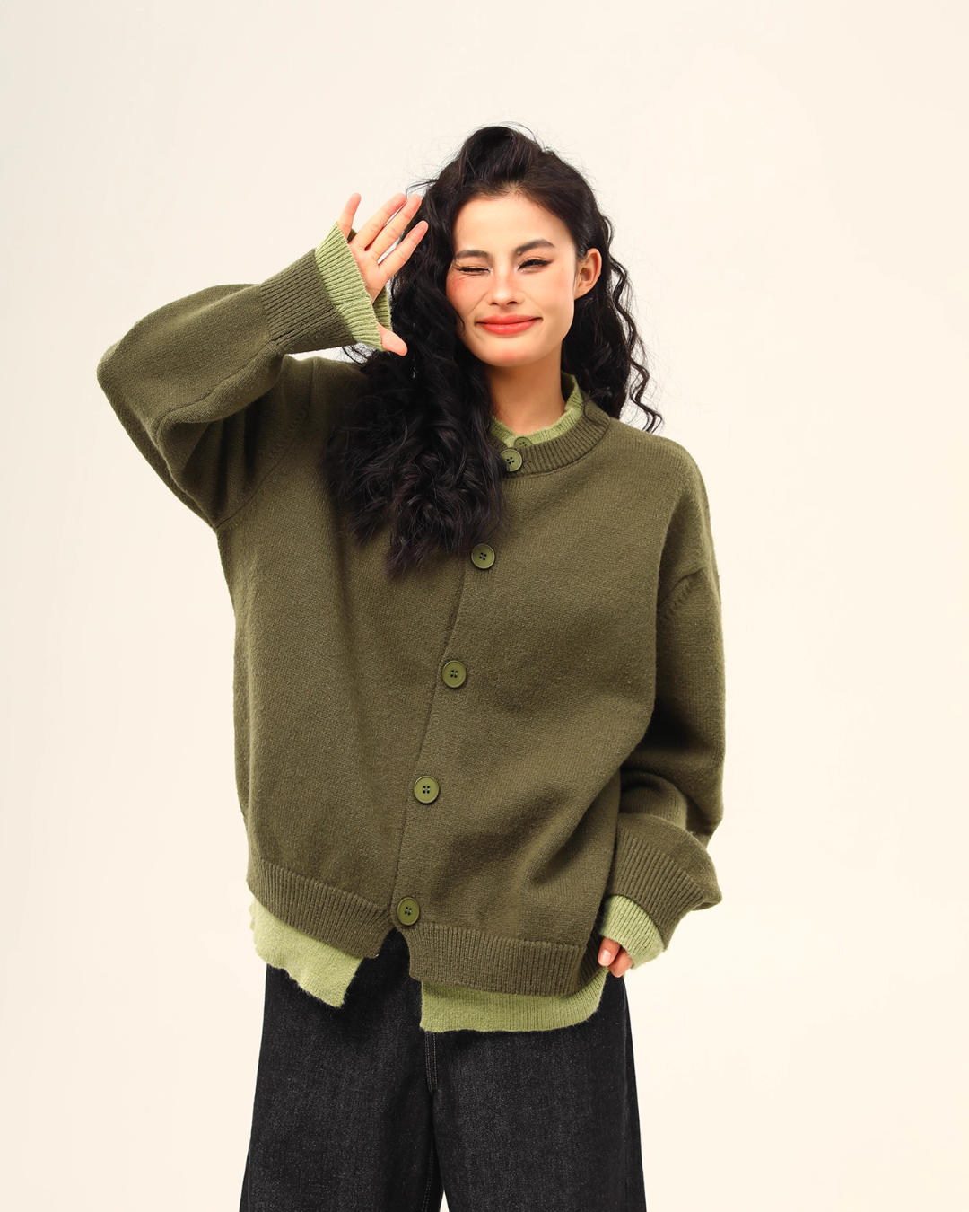 Round Neck Knit Cardigan WDZ0035