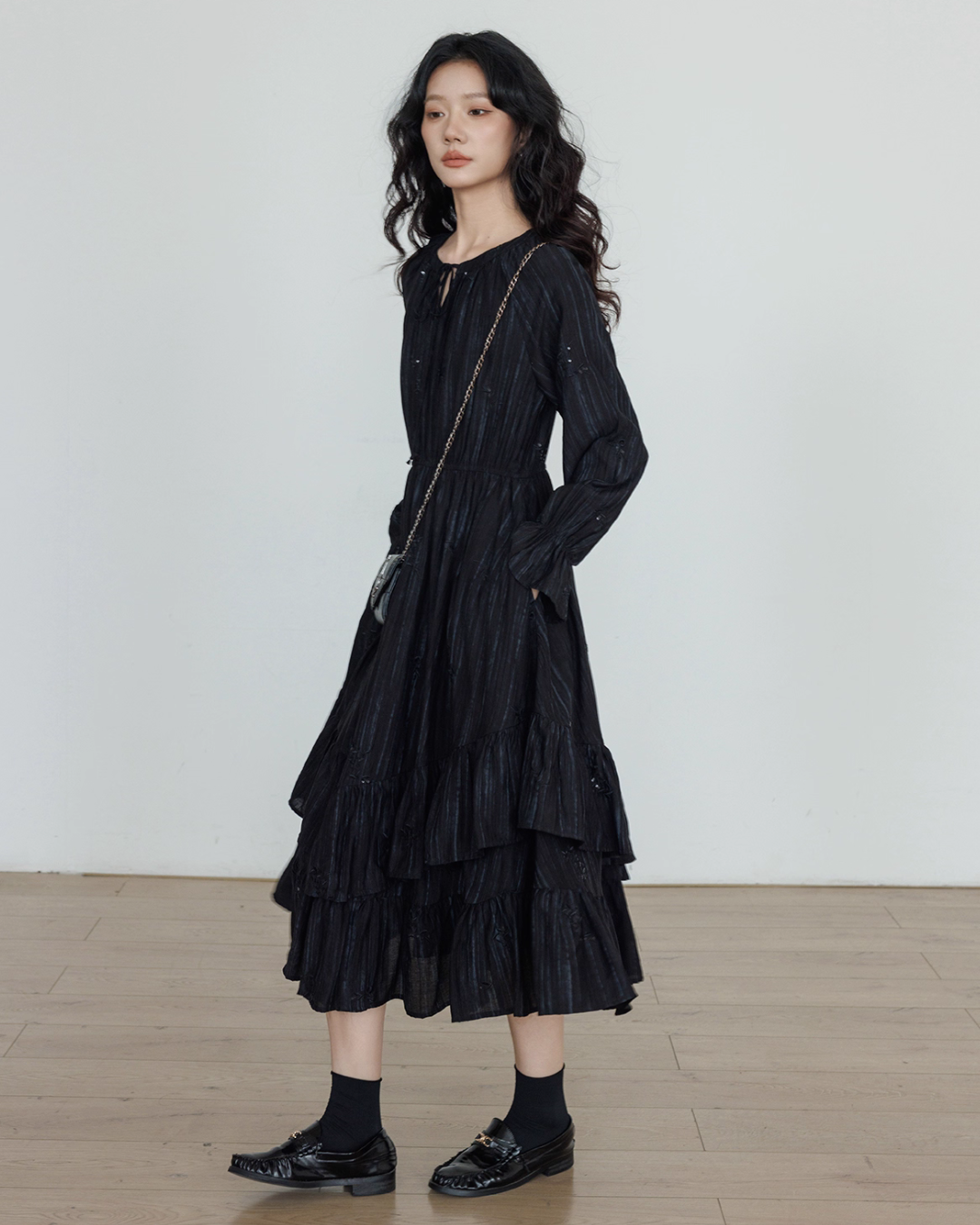 Crew Neck Long Sleeve Sequin Dress VAS0168