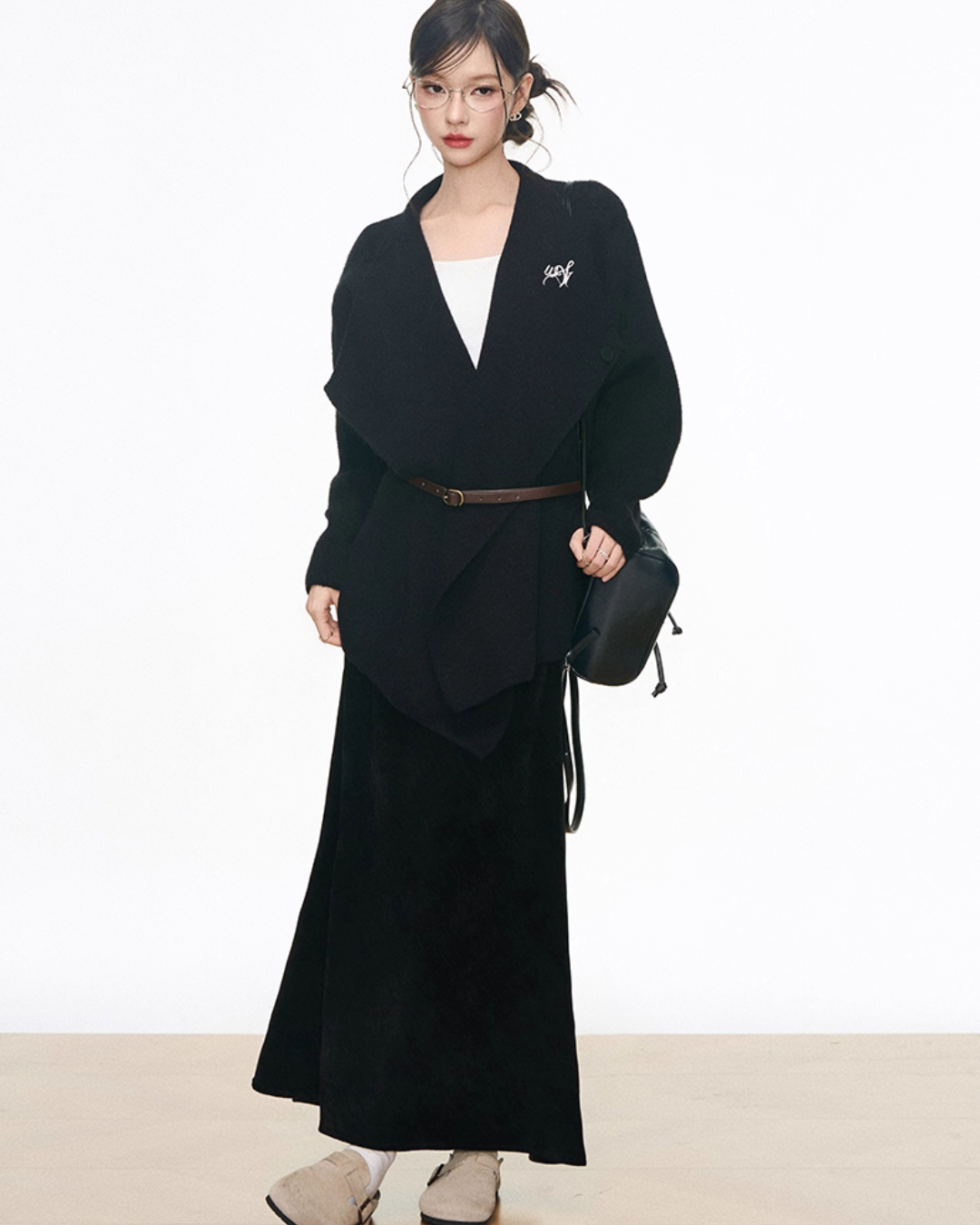 Loose Kni Cardigan Jacket / Slim Fit Mermaid Skirt / Waist Belt WEO0063