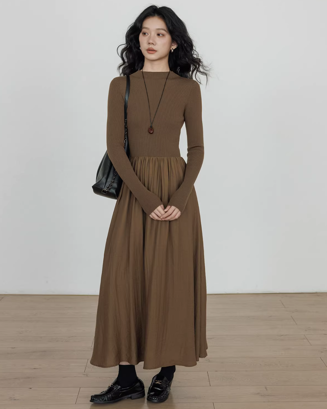 Mock Neck Top Docking Flare Skirt VAS0183