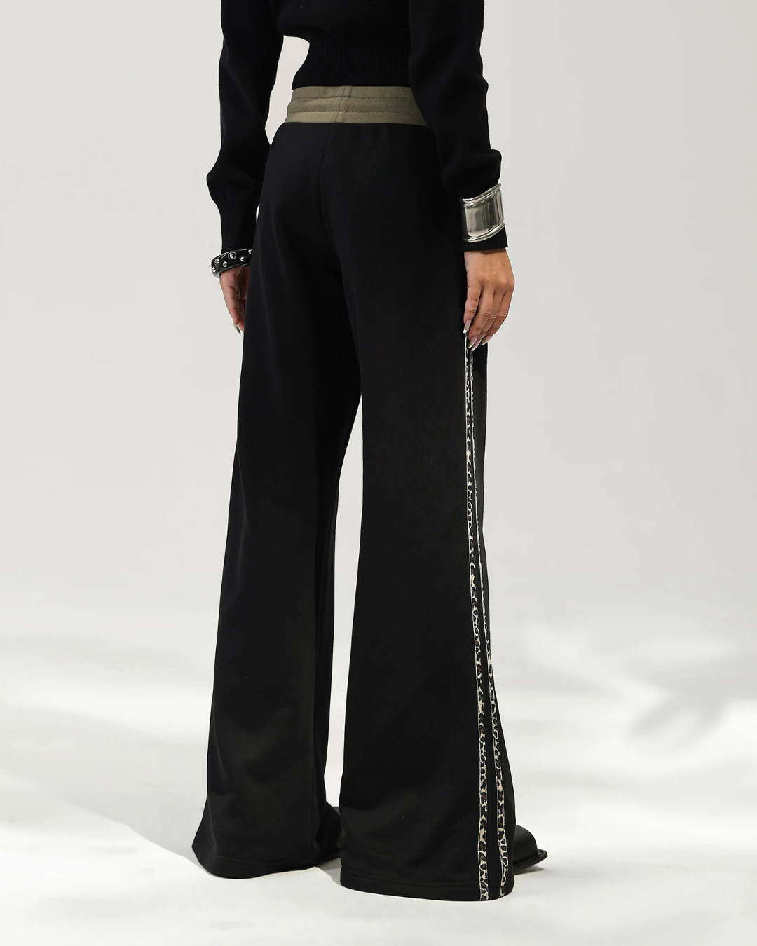 Stud Leopard Sweat Pants ACS0369