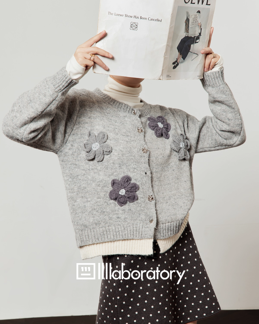 Flower Motif Knit Cardigan / Polka Dot Mini Skirt LLA0571