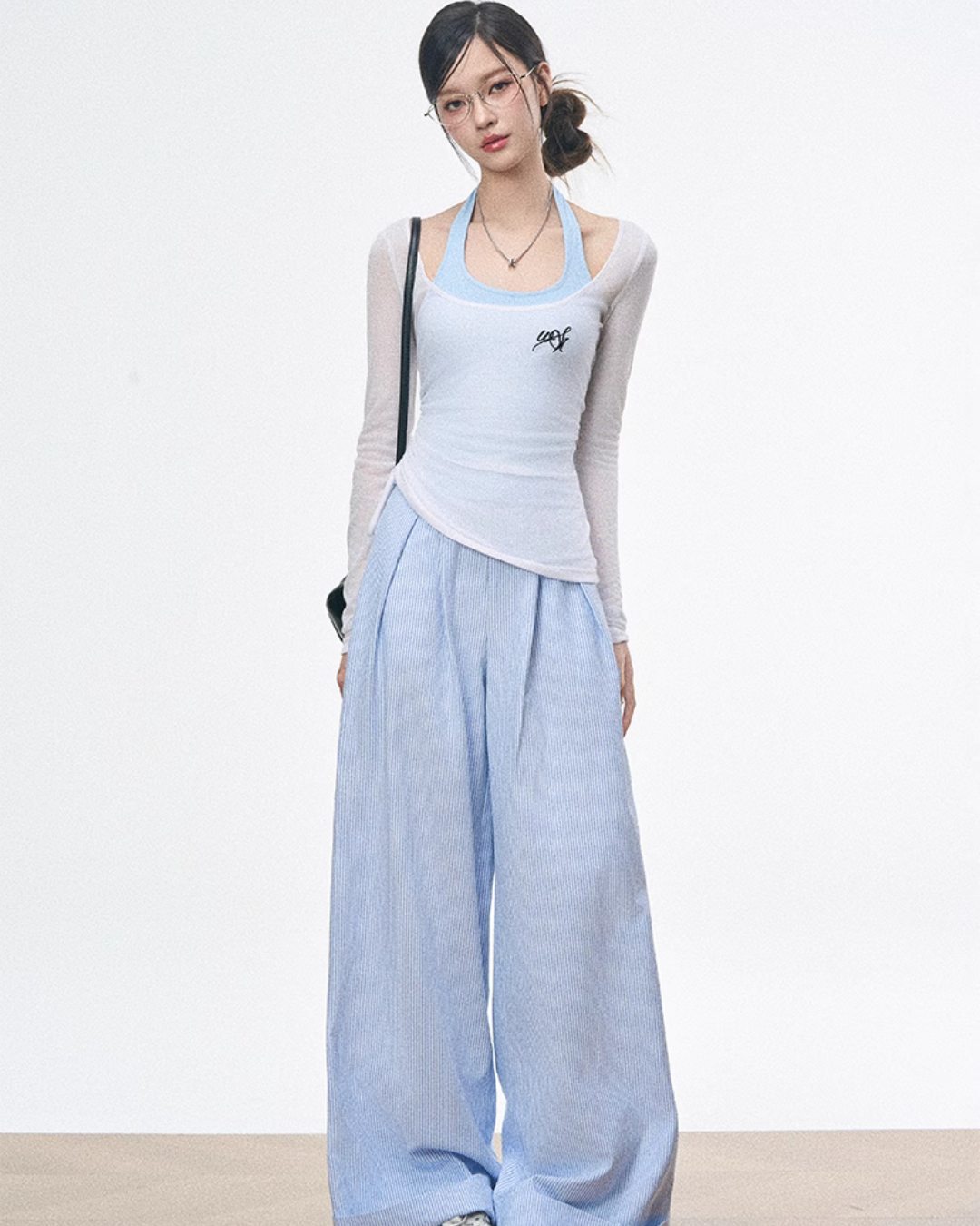 Blue Halter Top / White Tops / Striped Wide Pants WEO0051