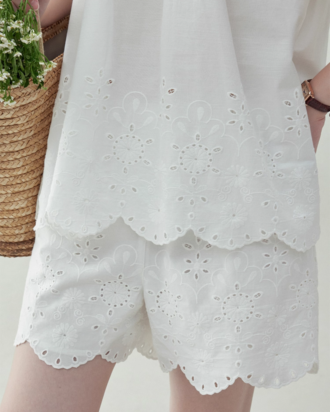 Scalloped Embroidery Lace Blouse / Shorts AMU0028