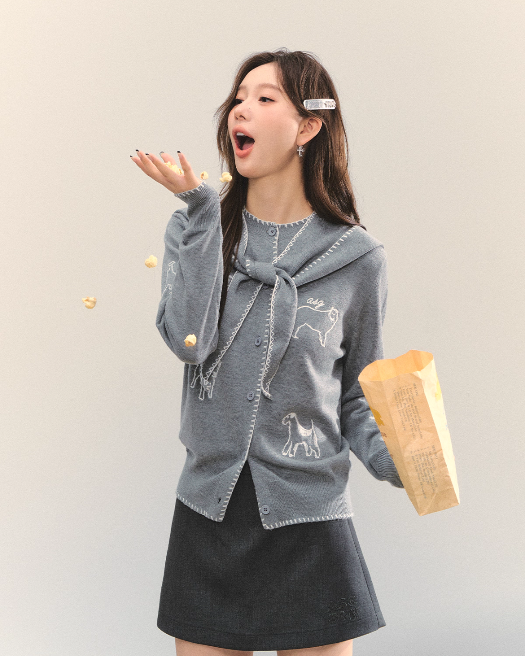 Dog Embroidery Round Neck Knit Cardigan ASG0070