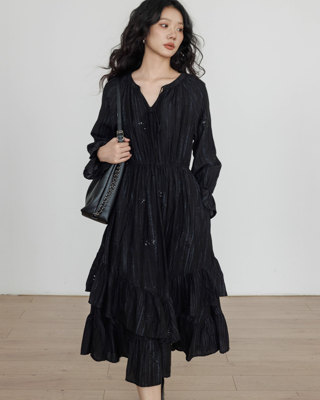 Crew Neck Long Sleeve Sequin Dress VAS0168