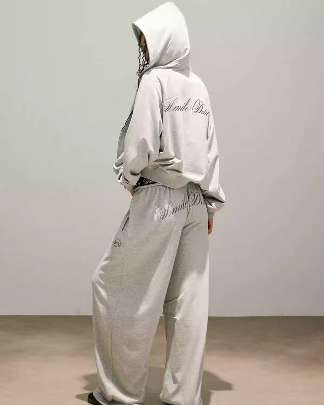 Back Logo Zip Hoodie / Sweatpants SMD0010