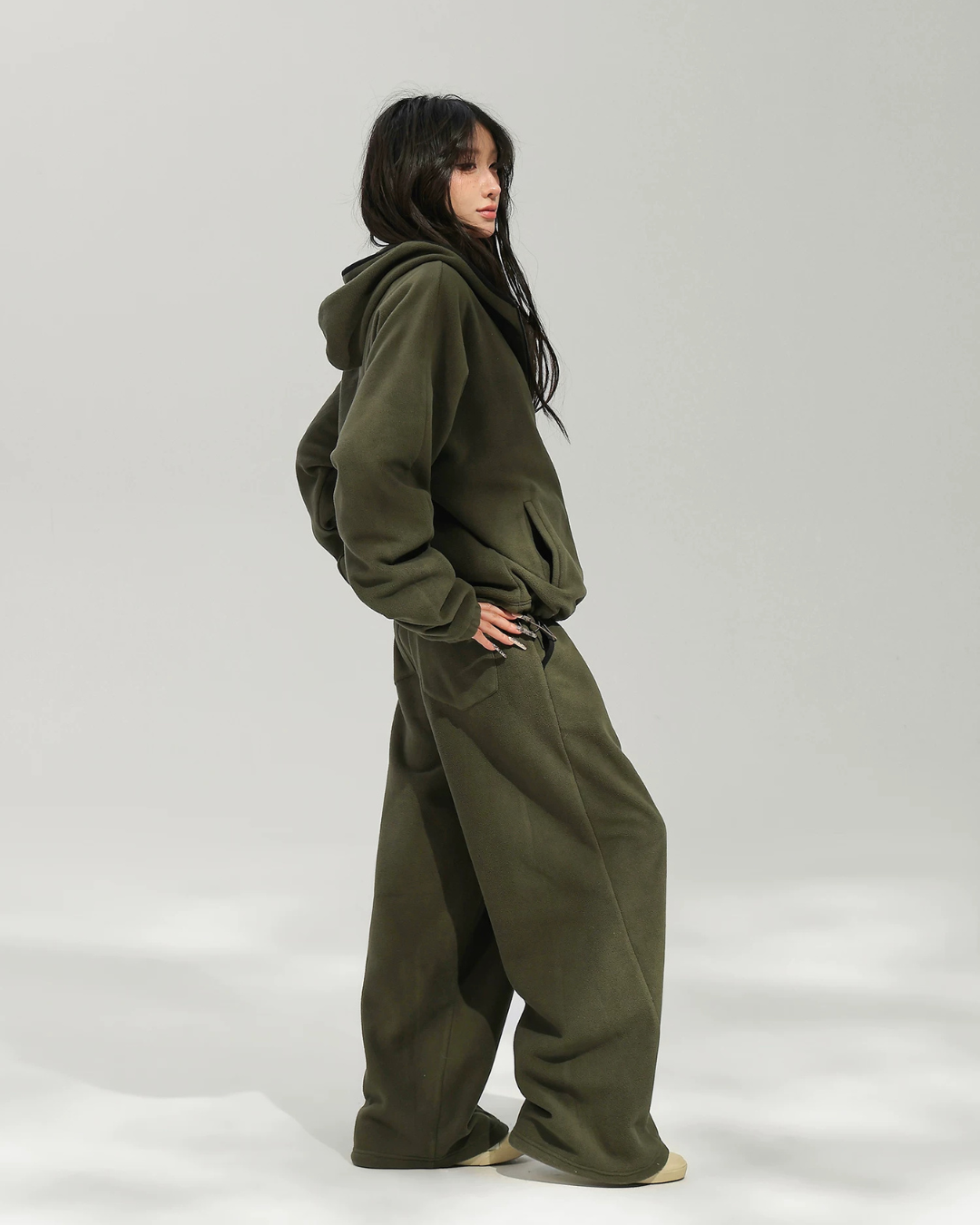 Fleece-Lined Zip-Up Hoodie / Wide Pants ACS0385