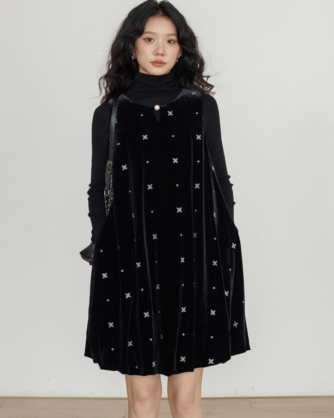 Round Neck Embroidered Vest Dress VAS0166