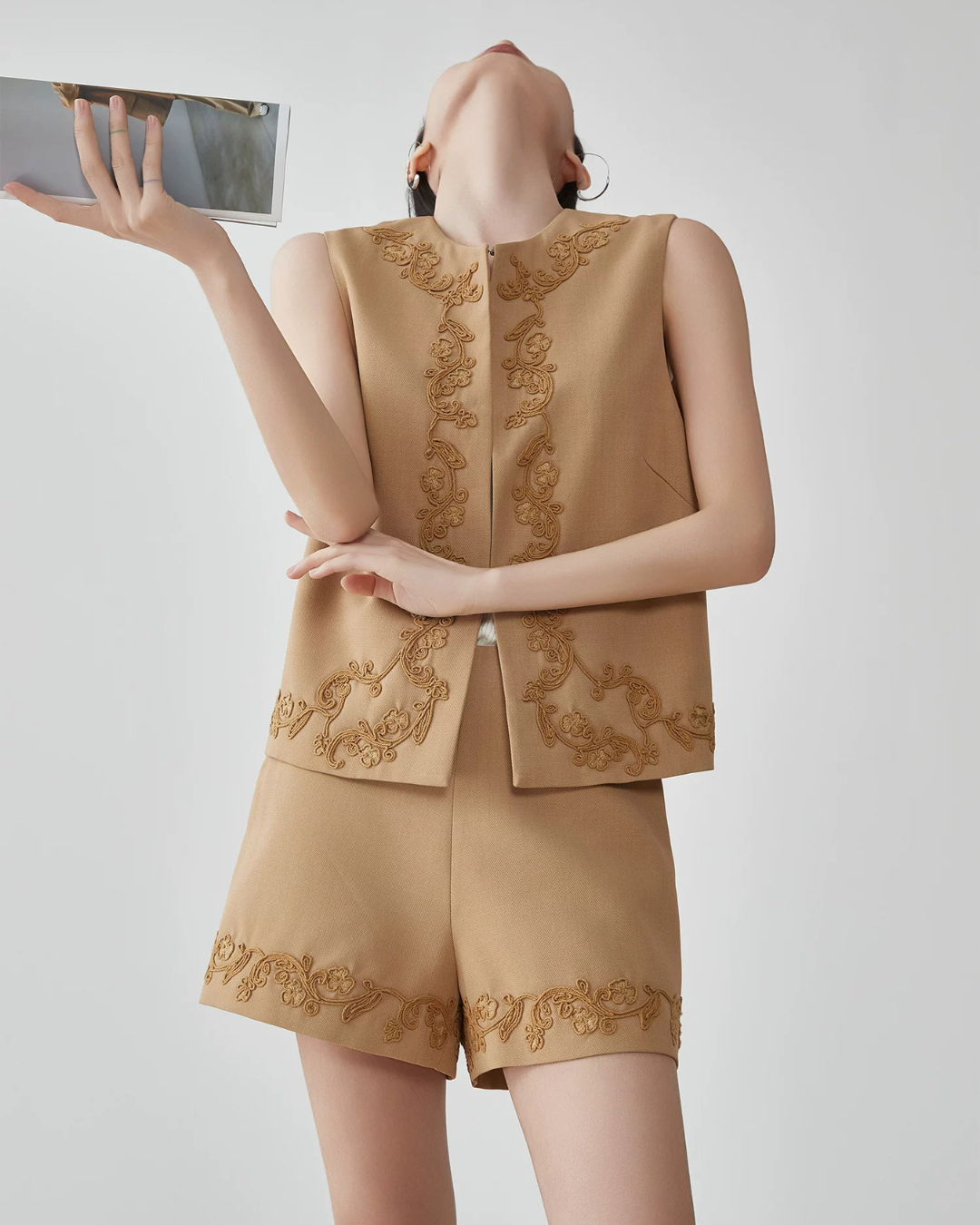 Code Embroidery Sleeveless Vest / Shorts FER0298