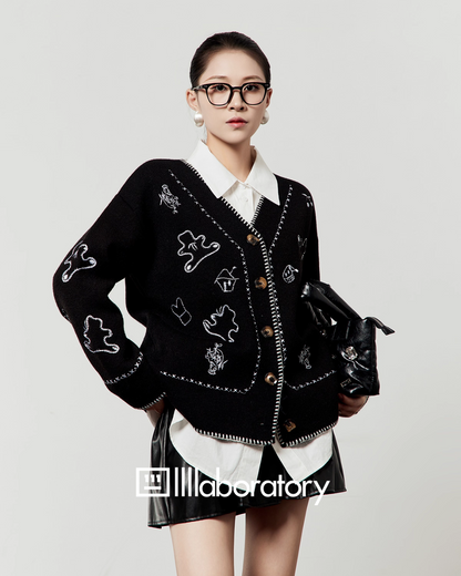V-Neck Knit Cardigan / Leather Mini Skirt LLA0526