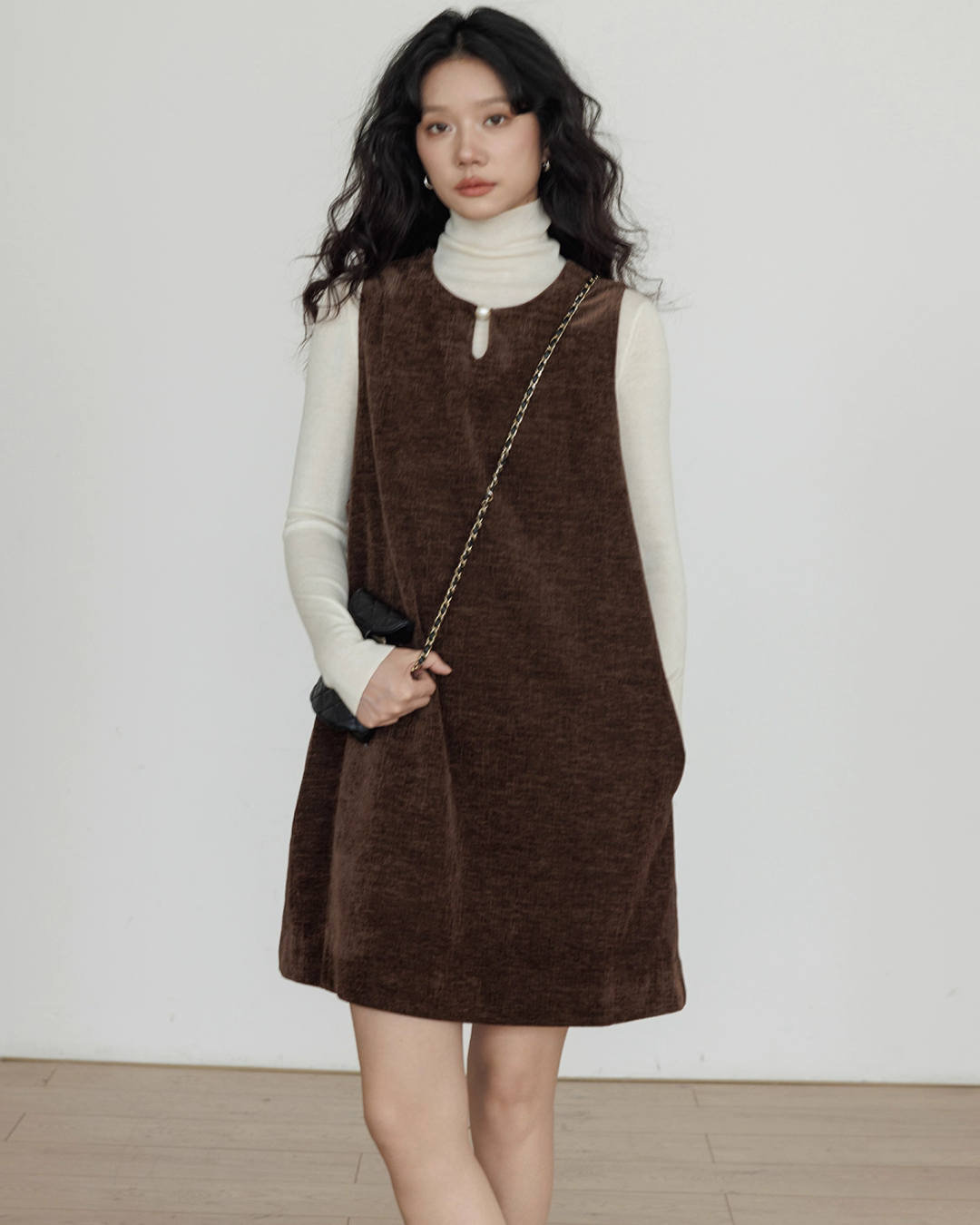 Crew Neck Velvet Vest Dress VAS0164