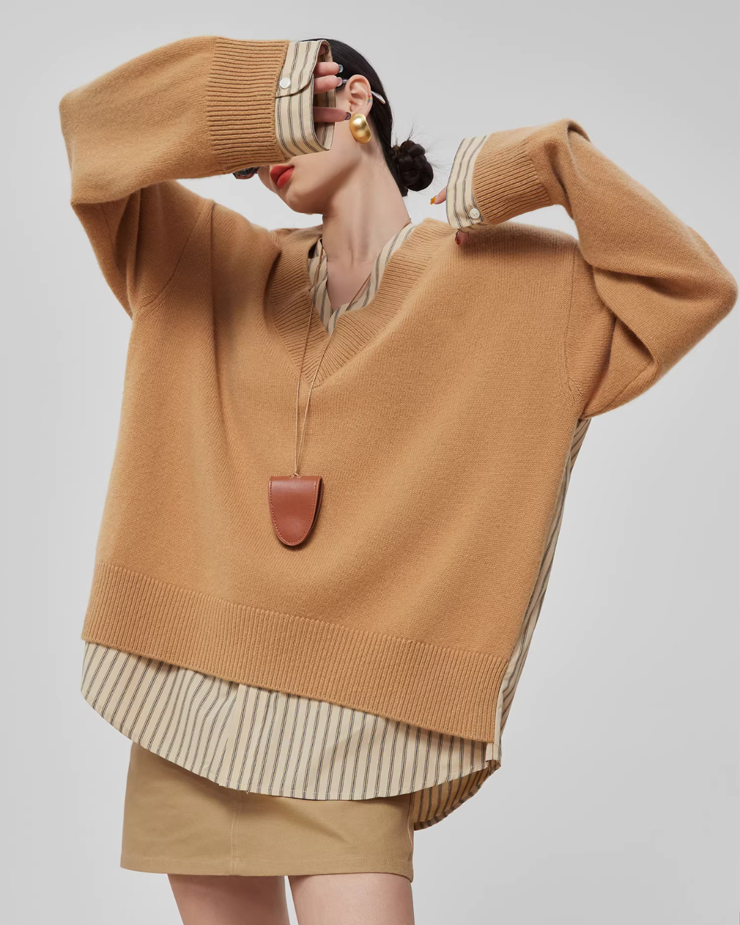 V-Neck Long Sleeve Knit Docking Shirt FER0037