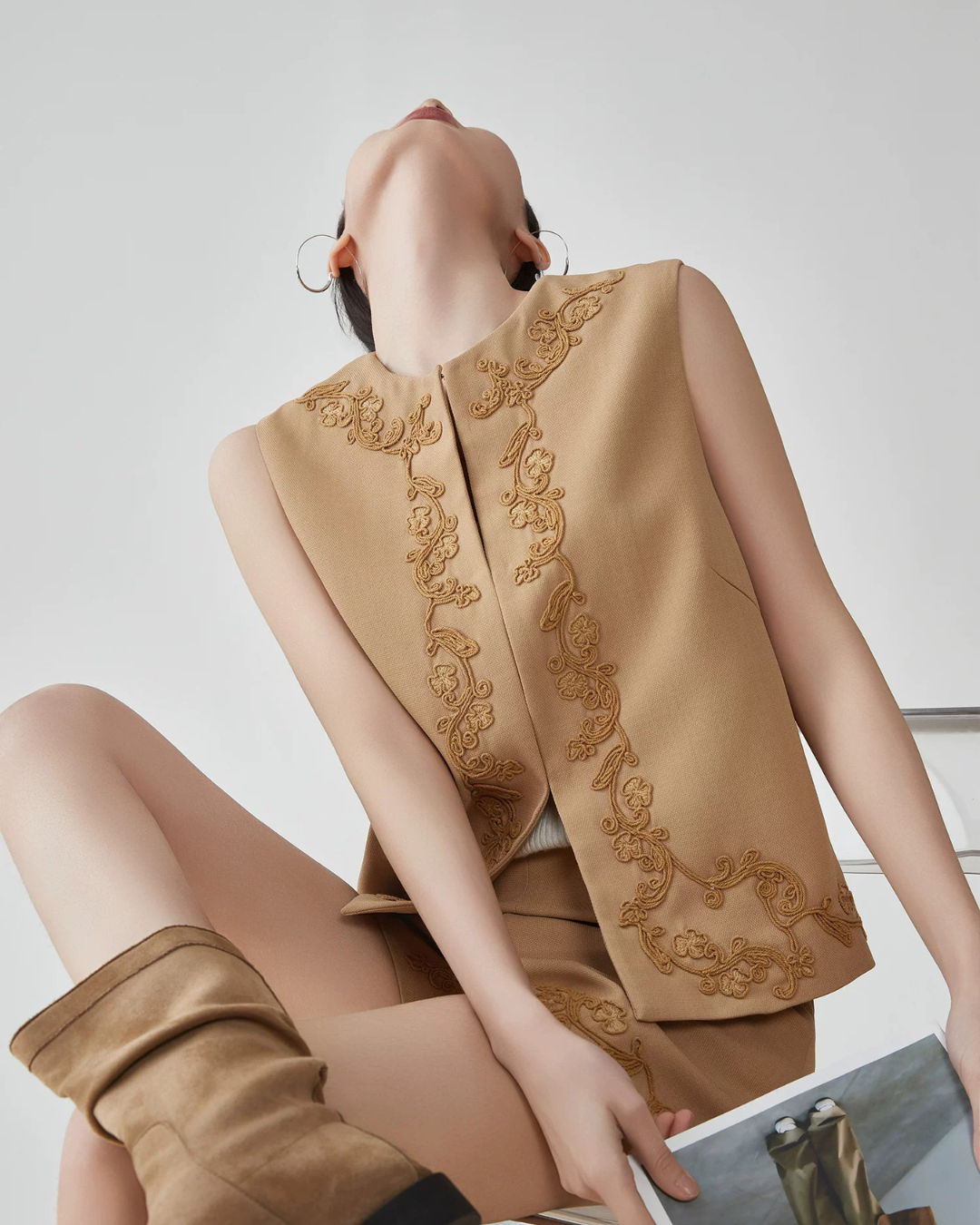 Code Embroidery Sleeveless Vest / Shorts FER0298