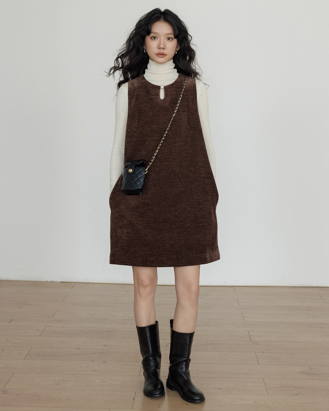 Crew Neck Velvet Vest Dress VAS0164