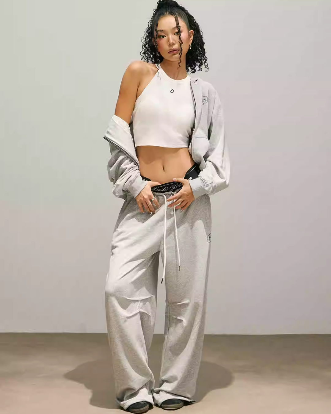 Back Logo Zip Hoodie / Sweatpants SMD0010