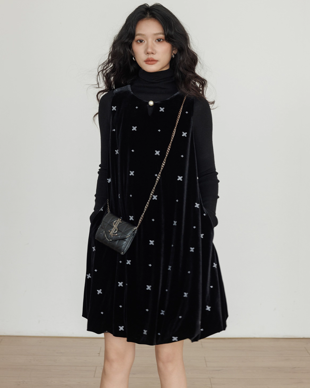 Round Neck Embroidered Vest Dress VAS0166