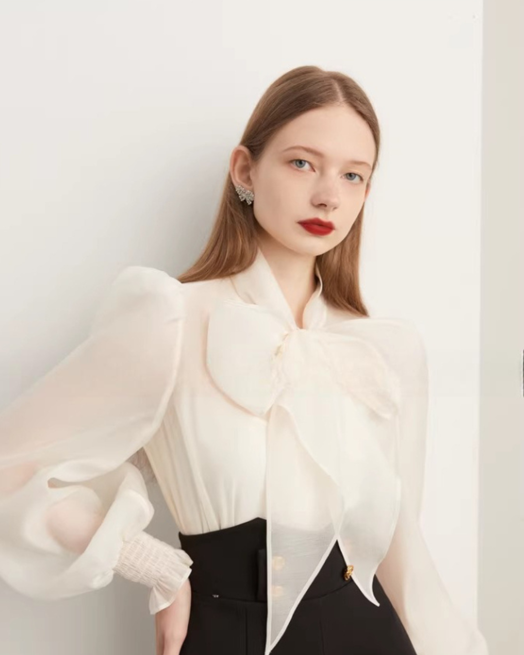 Bow Long-Sleeve Blouse DPY0070