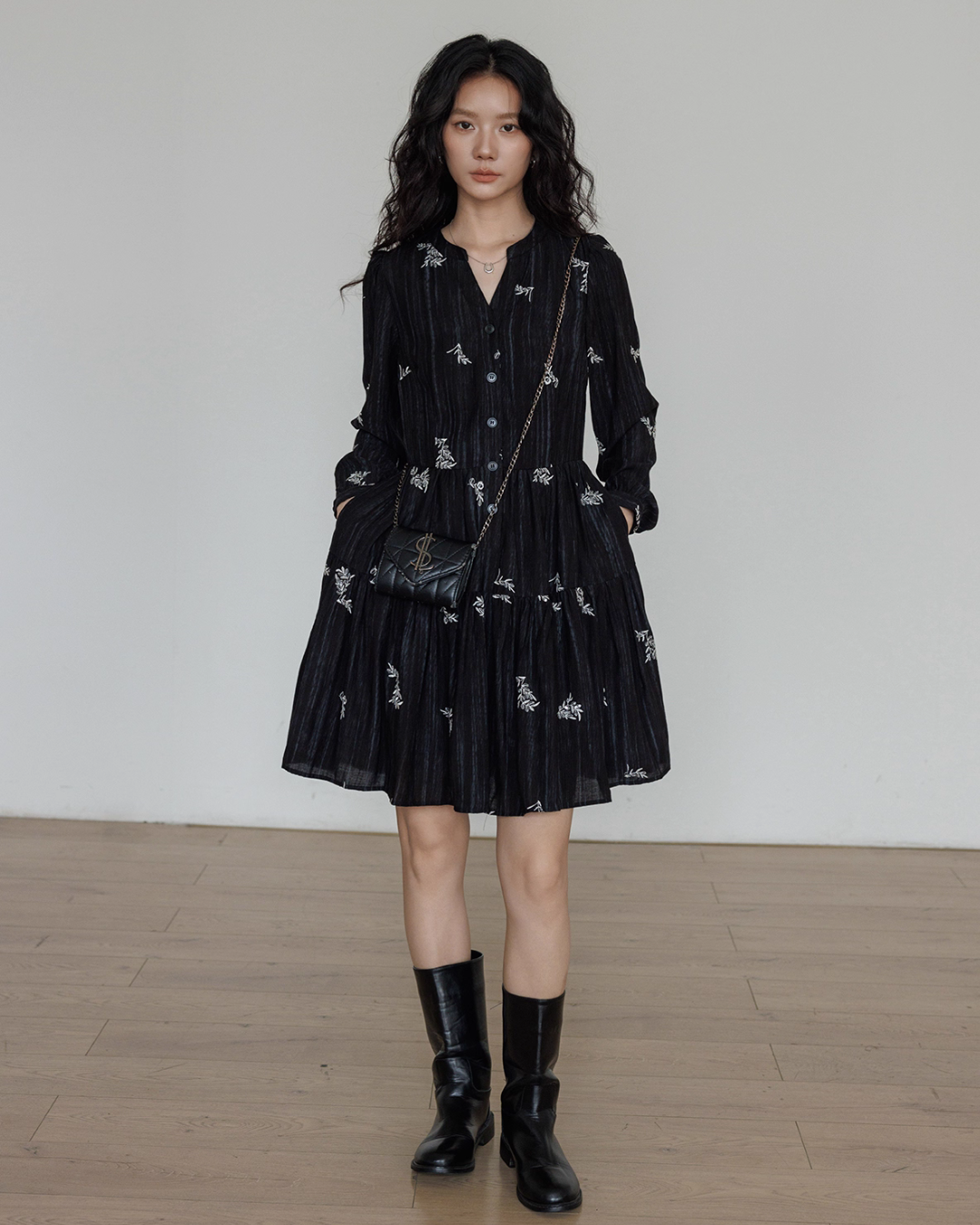 V-Neck Autumn Embroidered Dress VAS0150
