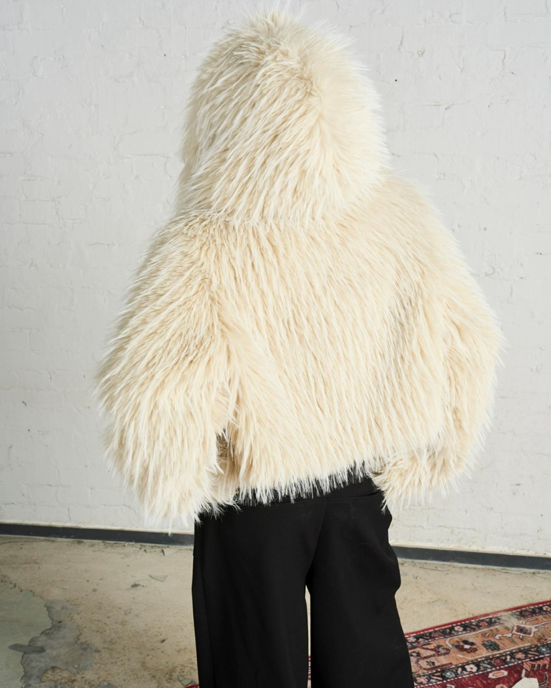 Faux Fur Volume Coat TKC0004