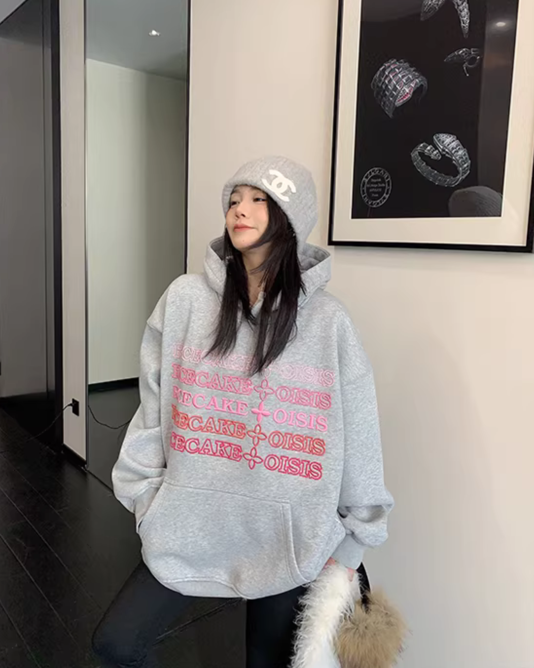 Embossed Logo Loose Hoodie YLS1024