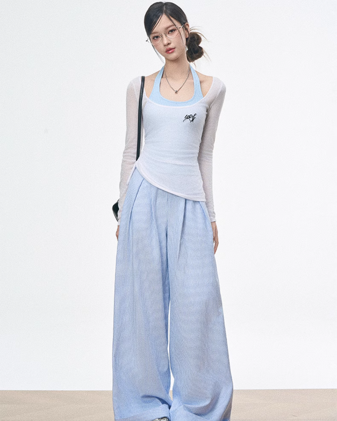 Blue Halter Top / White Tops / Striped Wide Pants WEO0051