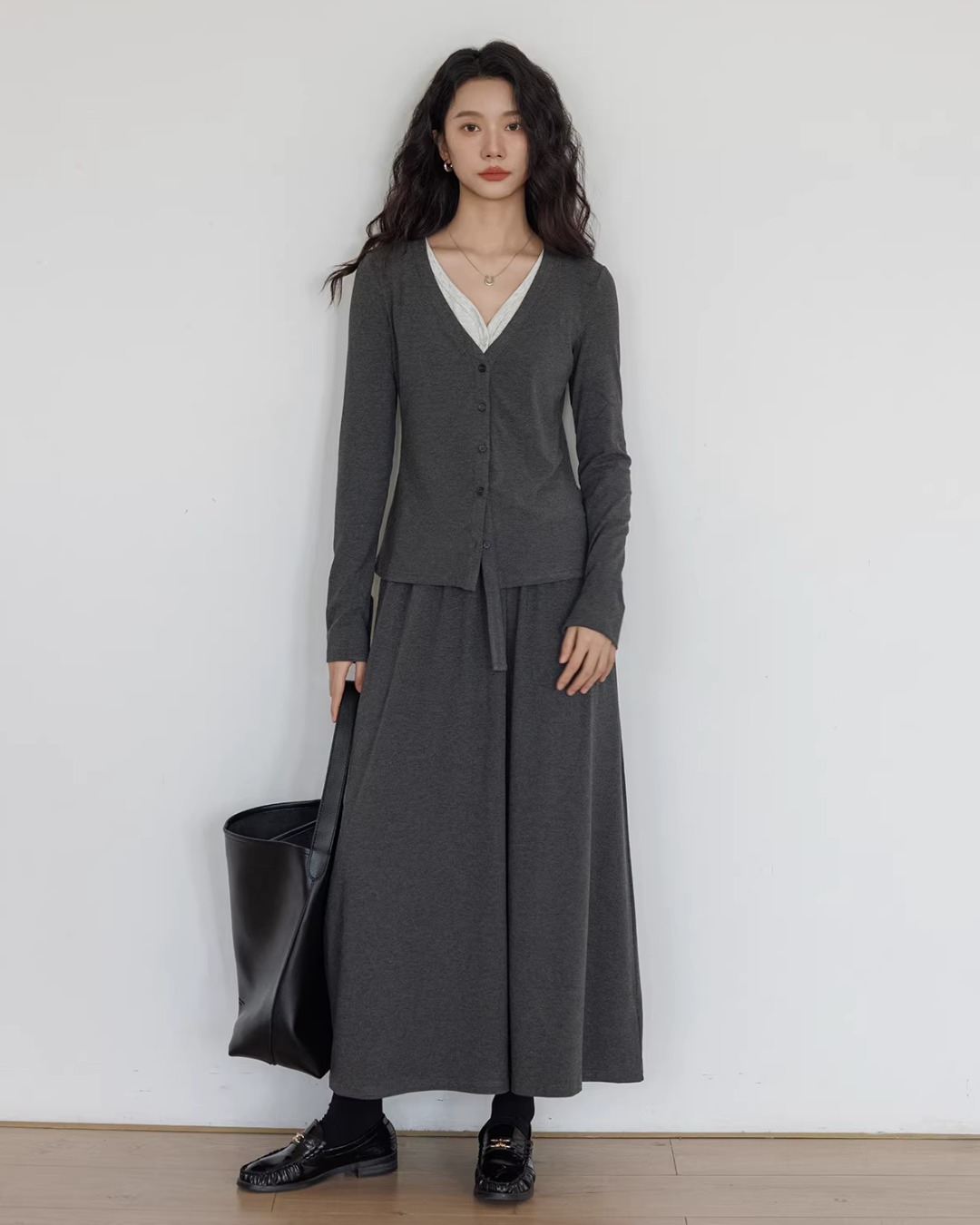 V-neck Basic Top/Long Skirt VAS0178