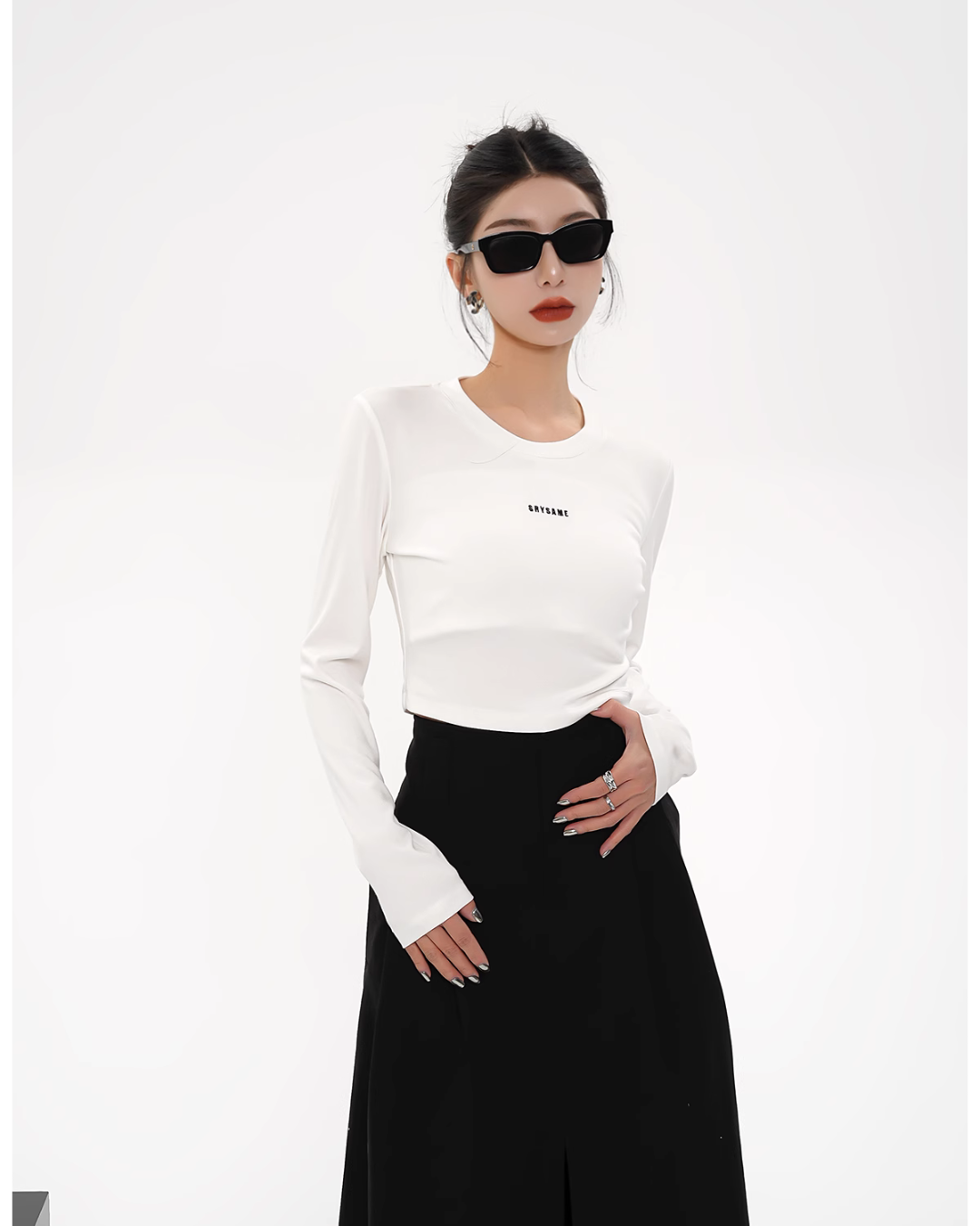 Front Mini Logo Cropped Tops SRS0276