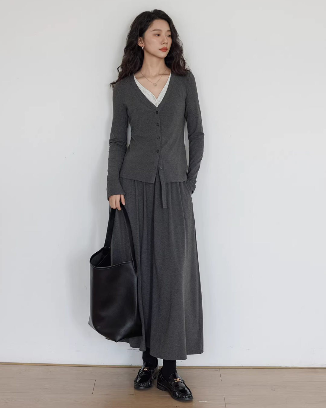 V-neck Basic Top/Long Skirt VAS0178