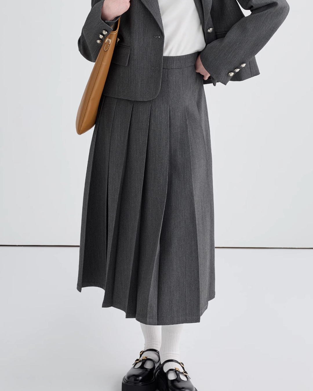 Mode Compact Jacket / Long Pleated Skirt VGC0006