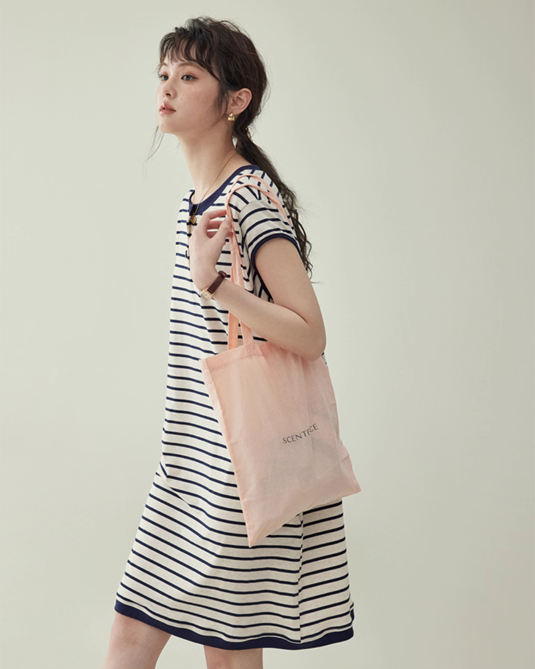 Striped Round Neck T-Shirt Dress AMU0037