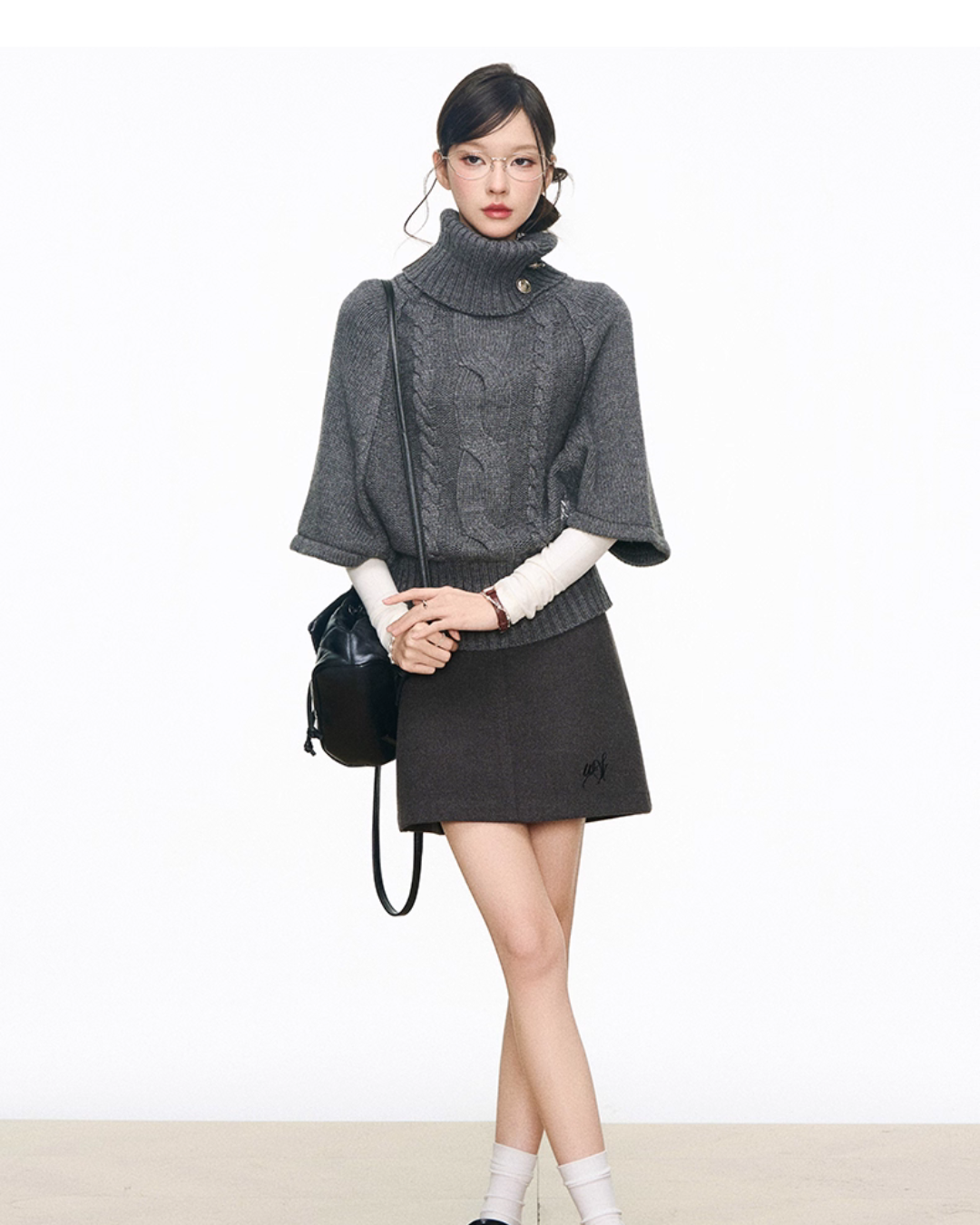 High-Neck Knit Top / Mini Skirt / Tight Long Dress / High-Neck Long Sleeve T-Shirt WEO0070