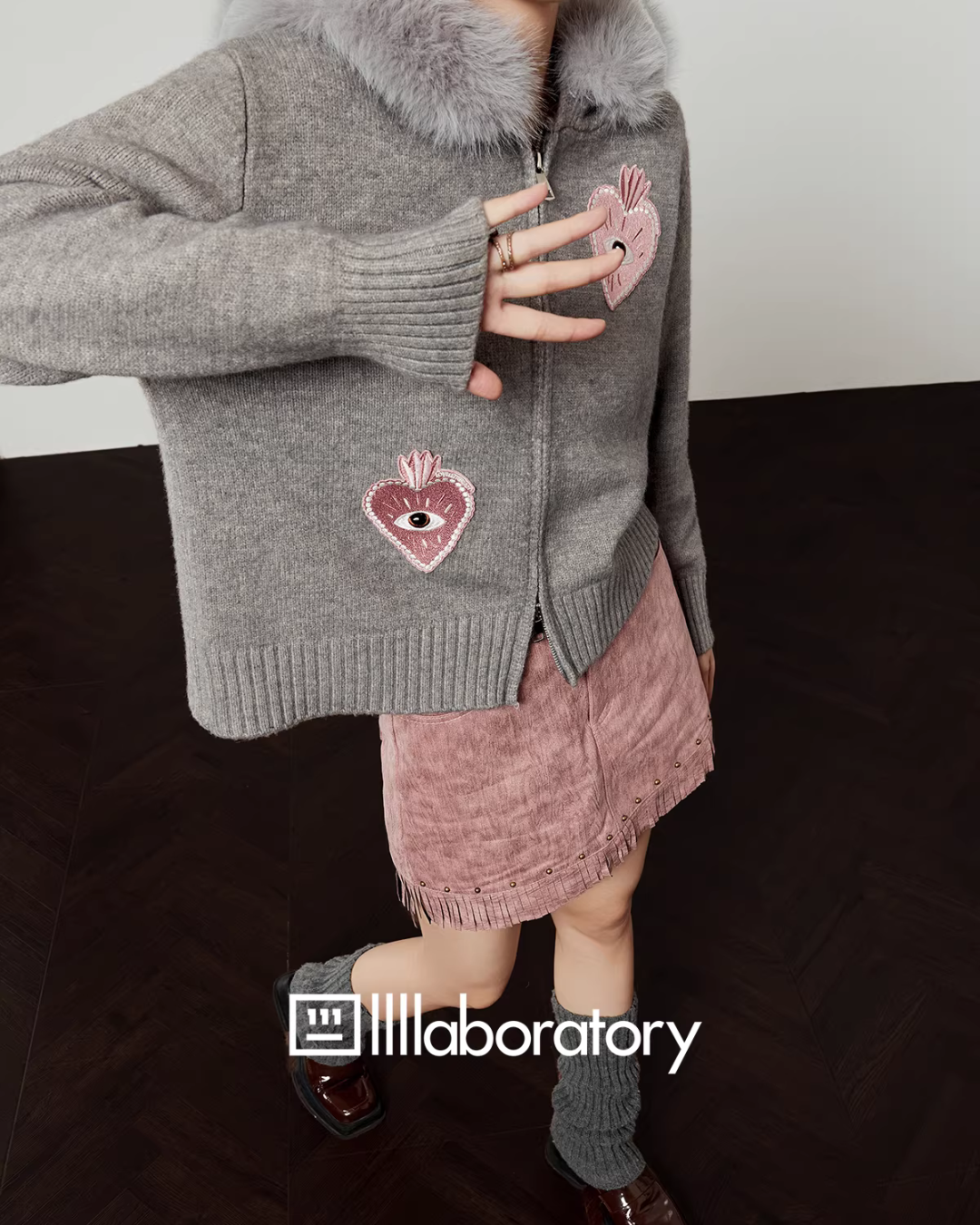 Heart-Eye Embroidered Double Zip Knit LLA0583